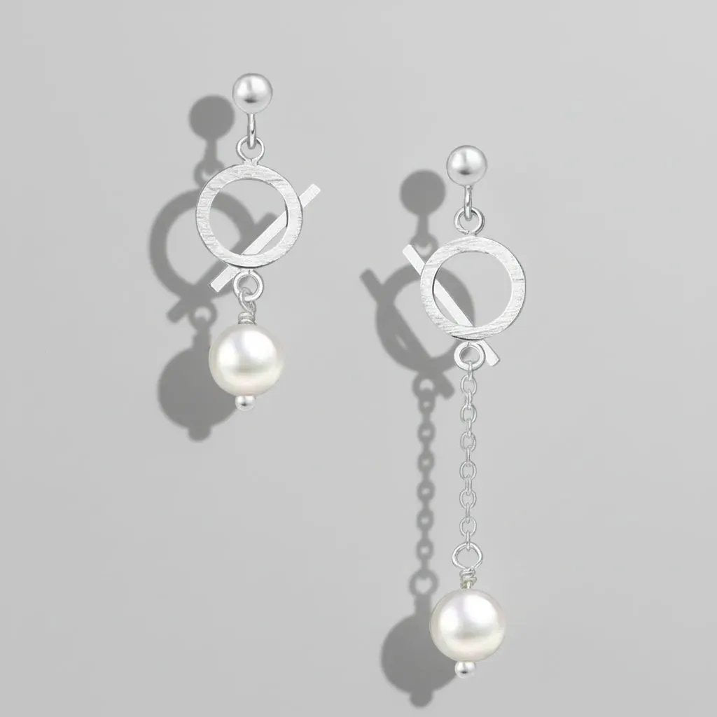 Earrings Air Asymmetrical - Gold Plated Modern Design by La Moda Me