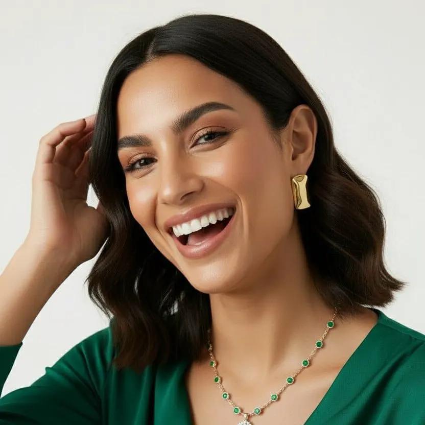 Earrings Giselle - Gold Plated Elegant Earrings by La Moda Me