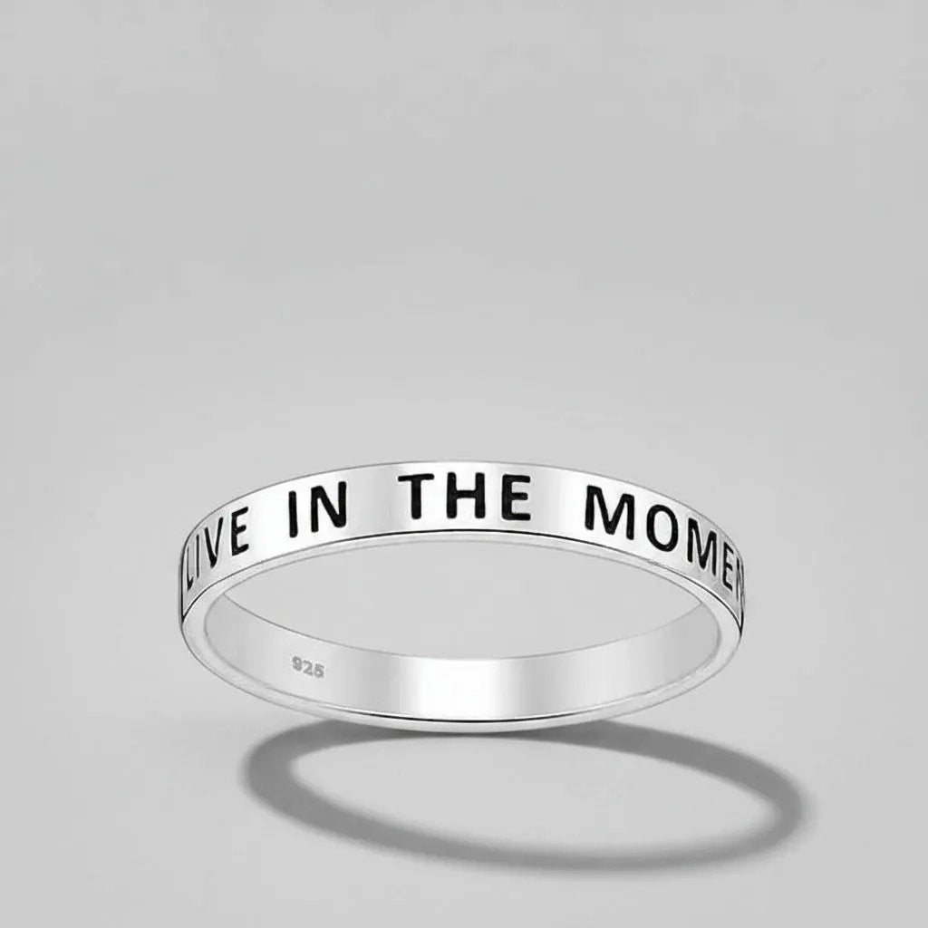 Silver Earrings + Free Ring – Limited Bundle by La Moda Me