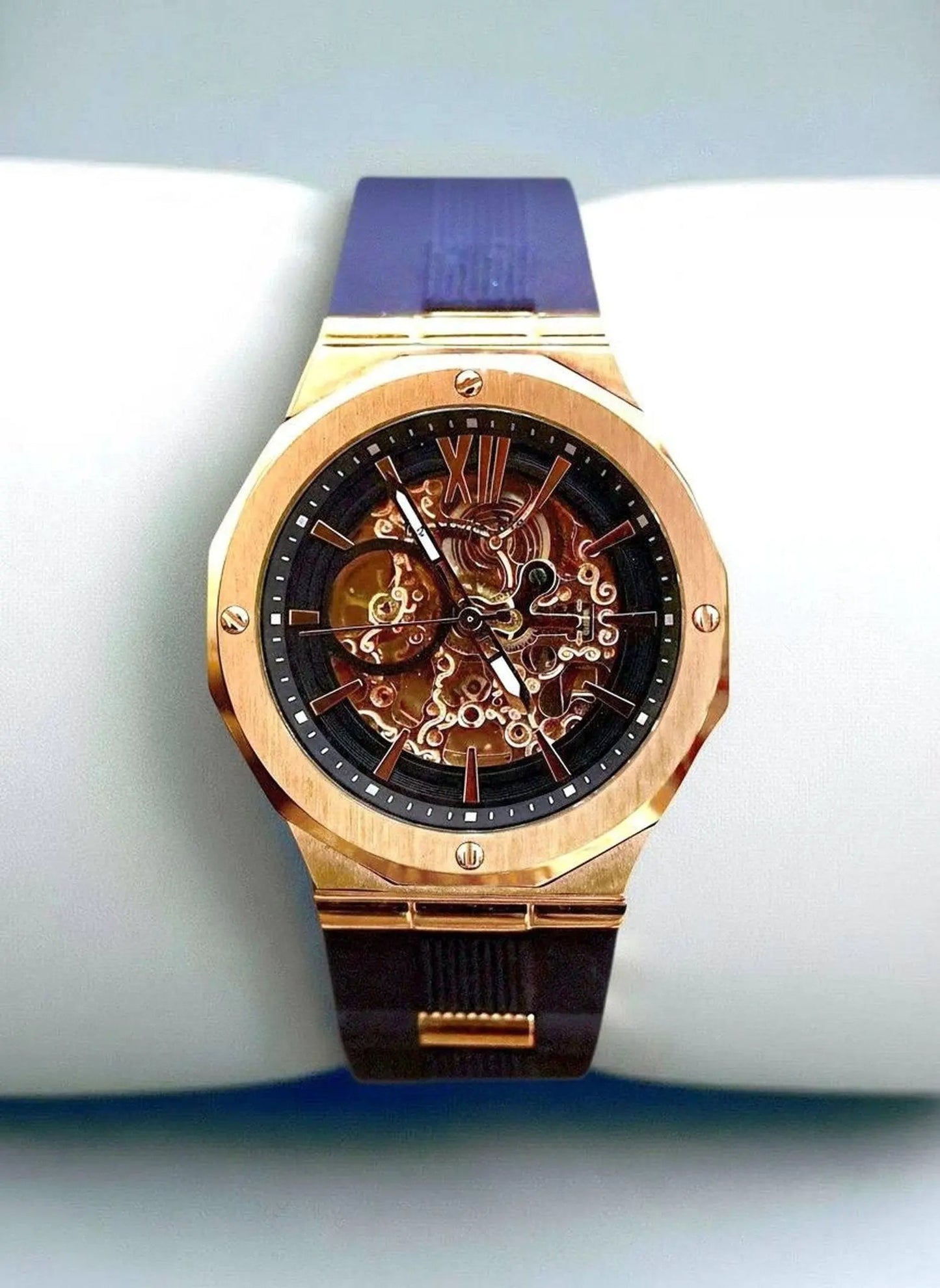 Blue Mirage of the Gulf Watch - Premium Luxury Timepiece by La Moda Me