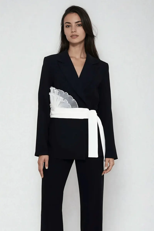 Roset Blazer with Belt by Akalia
