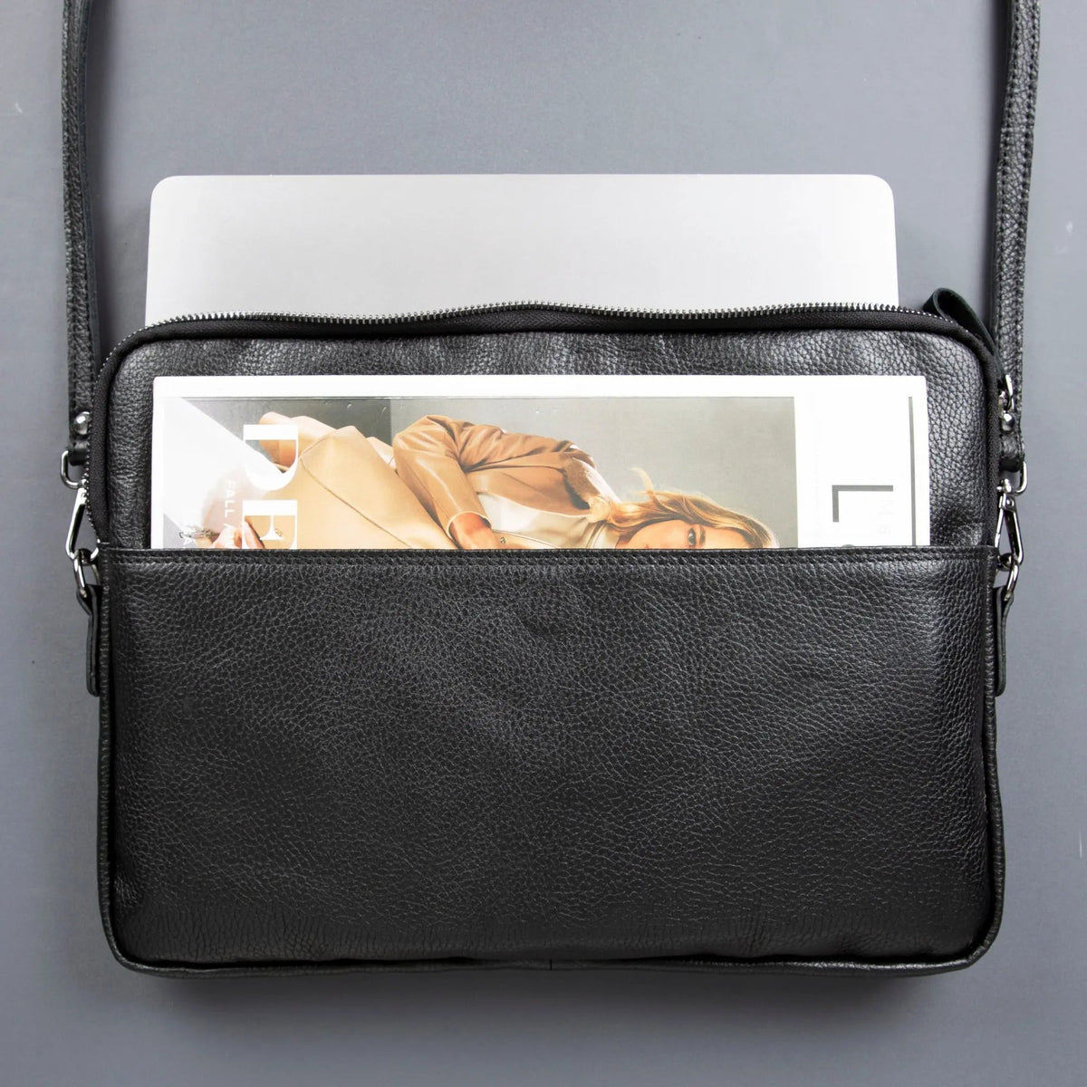 Seward Leather Laptop Bag with Shoulder Strap - MacBook Sleeve 14" & 16" by TORONATA