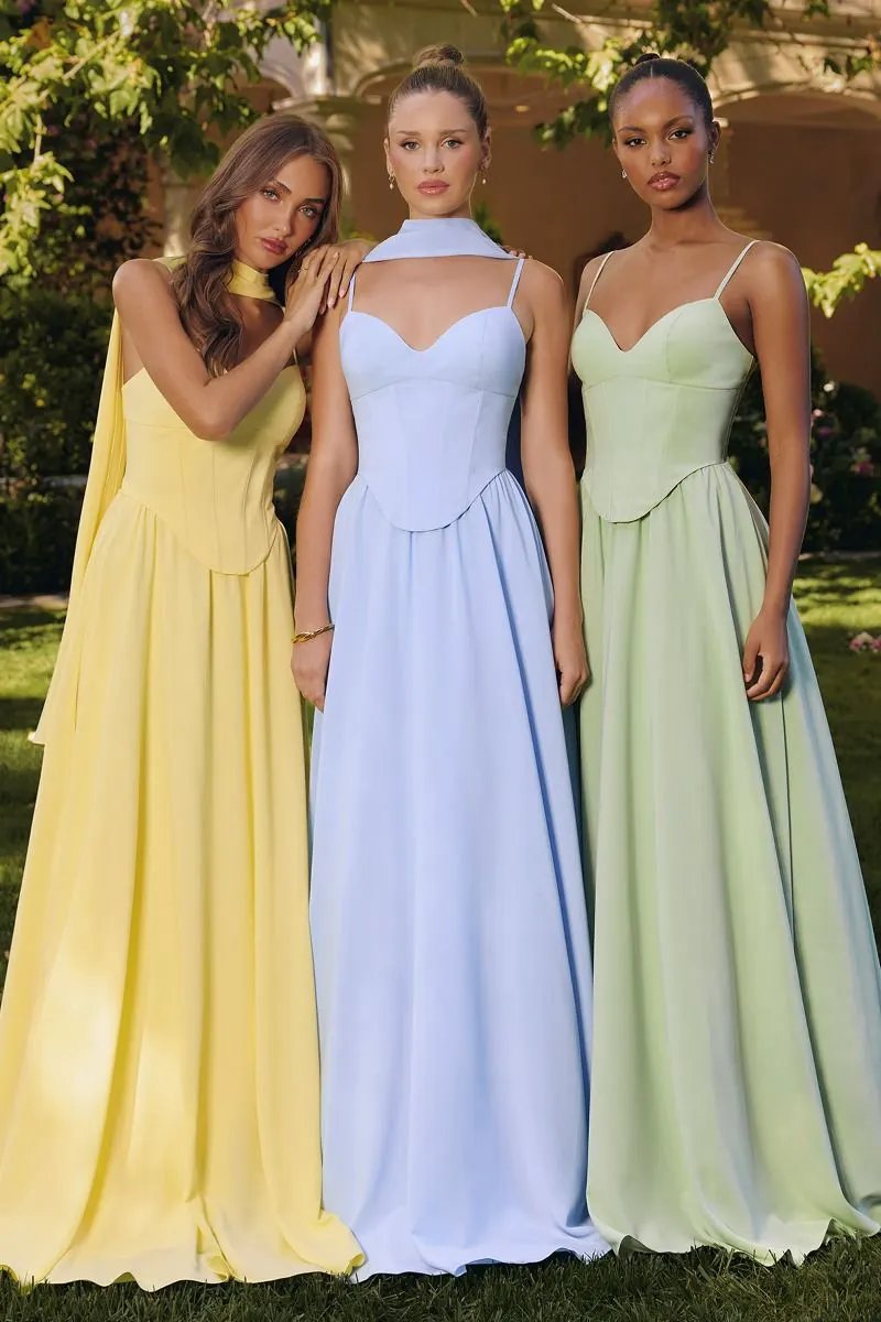 Sweetheart neckline A-line dress by Partner Label