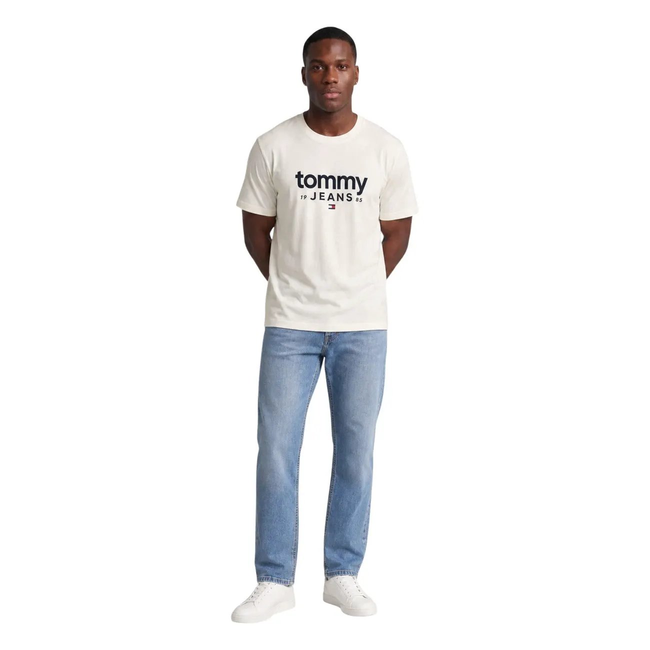 Tommy Hilfiger Jeans - Tommy Hilfiger Jeans Men T-Shirt by Tommy Hilfiger Jeans