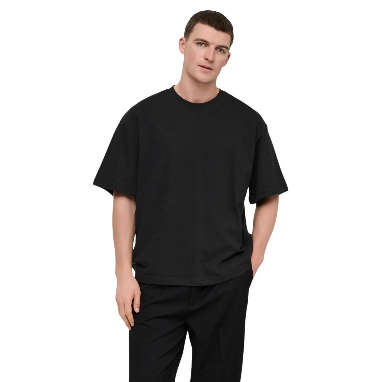 Only & Sons Men 100% Cotton Round Neck T-Shirt, Comfortable Essential Fit by Only & Sons