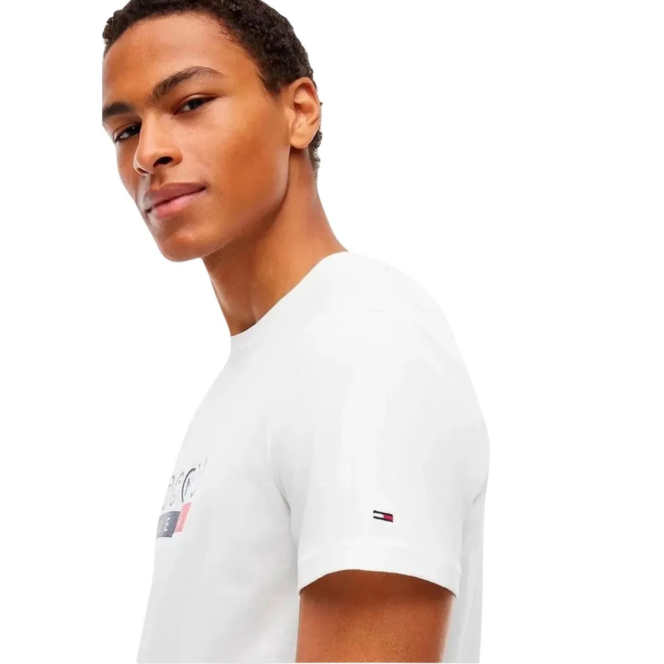 Tommy Hilfiger Jeans - Tommy Hilfiger Jeans Men T-Shirt by Tommy Hilfiger Jeans