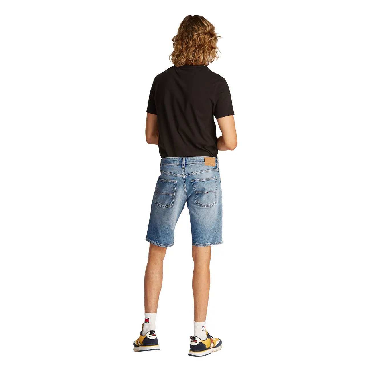 Tommy Hilfiger Jeans - Tommy Hilfiger Jeans Men Shorts by Tommy Hilfiger Jeans