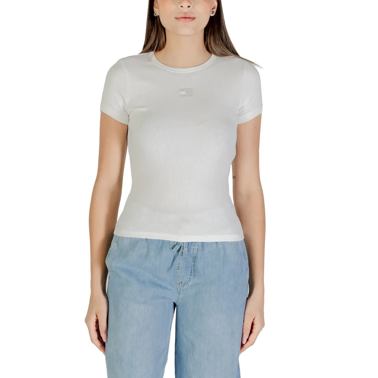 Tommy Hilfiger Jeans - Tommy Hilfiger Jeans Women T-Shirt by Tommy Hilfiger Jeans