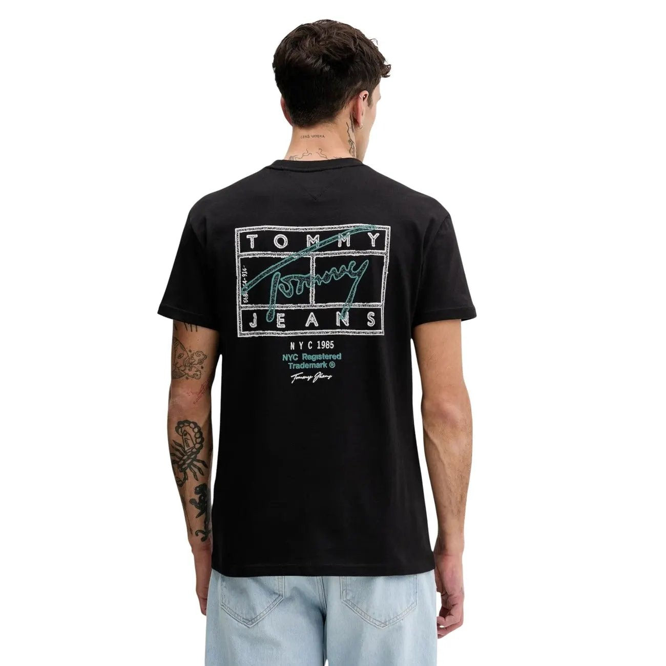 Tommy Hilfiger Jeans - Tommy Hilfiger Jeans Men T-Shirt by Tommy Hilfiger Jeans