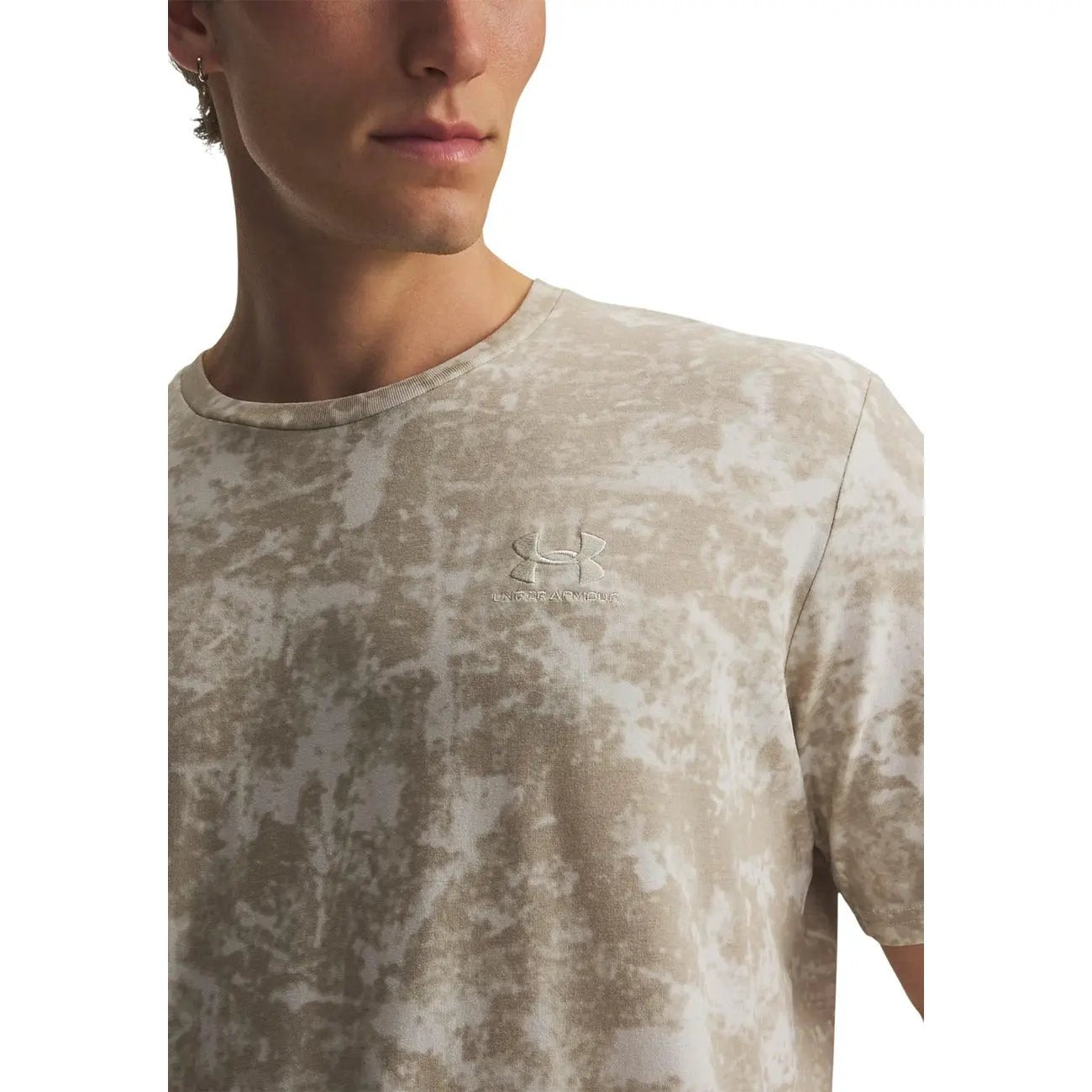 Under Armour - Under Armour Men T-Shirt by Under Armour
