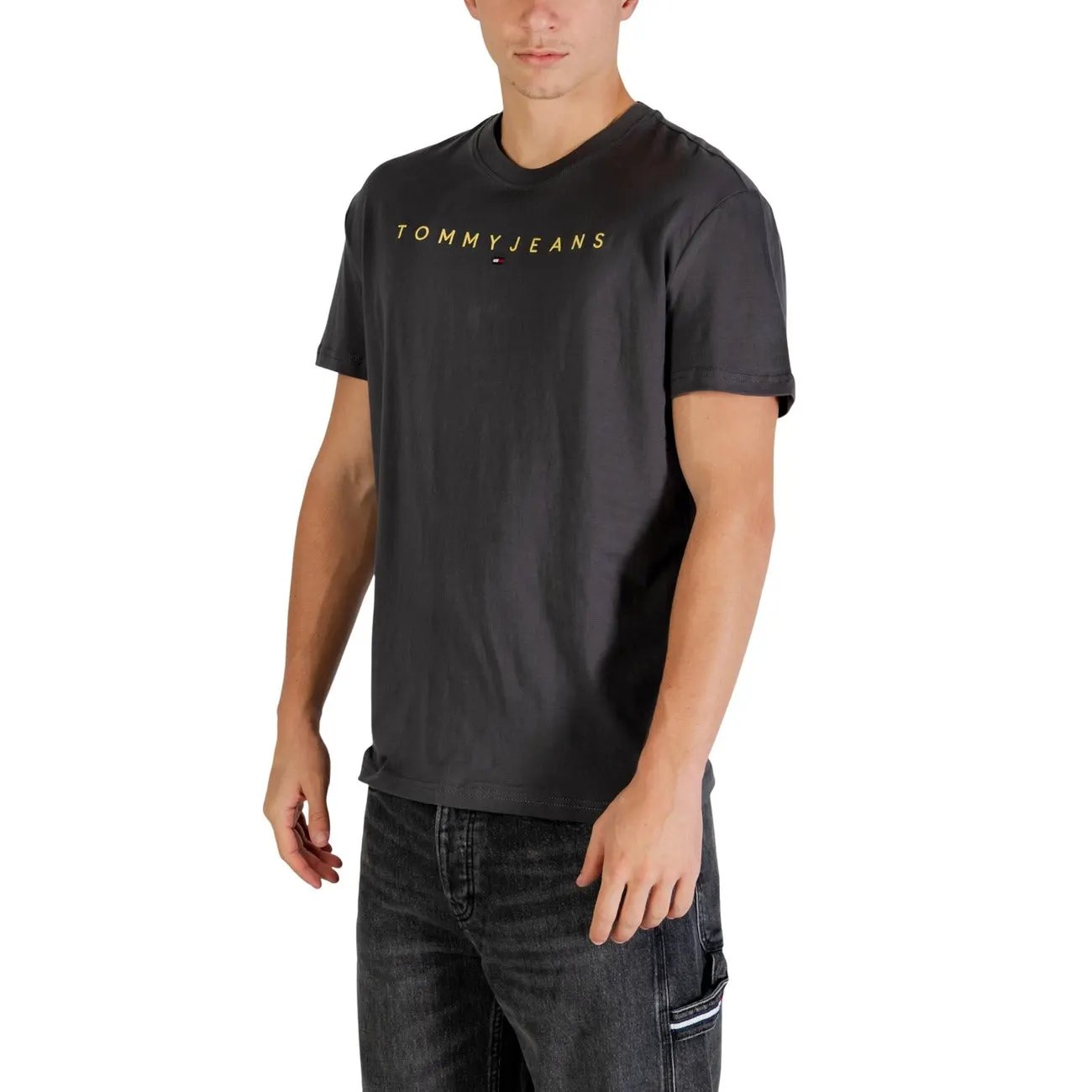 Tommy Hilfiger Jeans - Tommy Hilfiger Jeans Men T-Shirt by Tommy Hilfiger Jeans