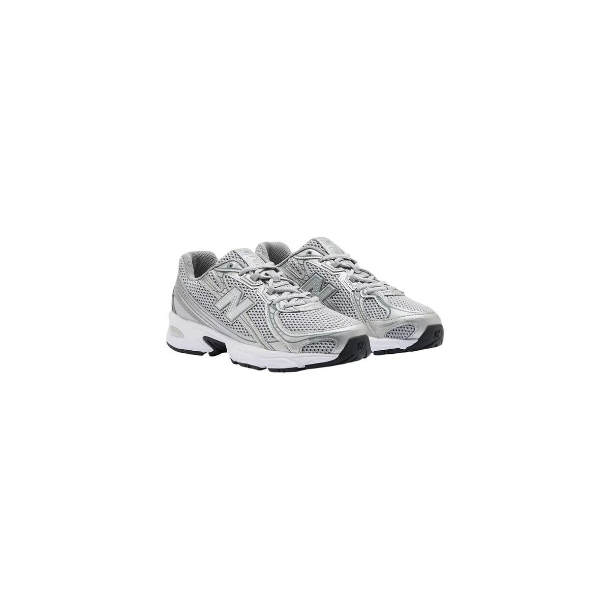 New Balance Men's Grey Sneakers