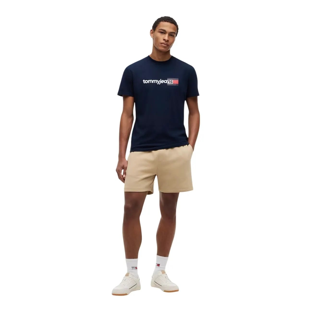 Tommy Hilfiger Jeans - Tommy Hilfiger Jeans Men T-Shirt by Tommy Hilfiger Jeans